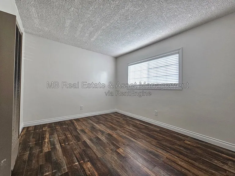 1745 W 165th Pl — Photo 12
