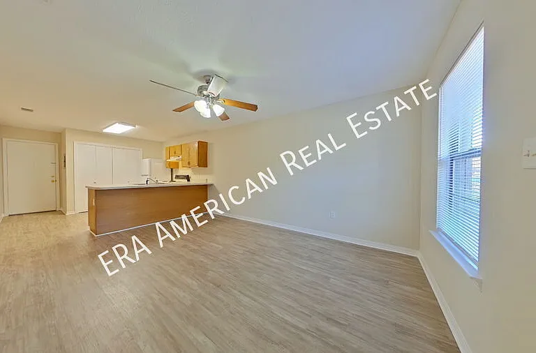 122 Patton St — Photo 3