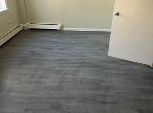 262 S 10th St FLOOR 2, Philadelphia, PA 19107