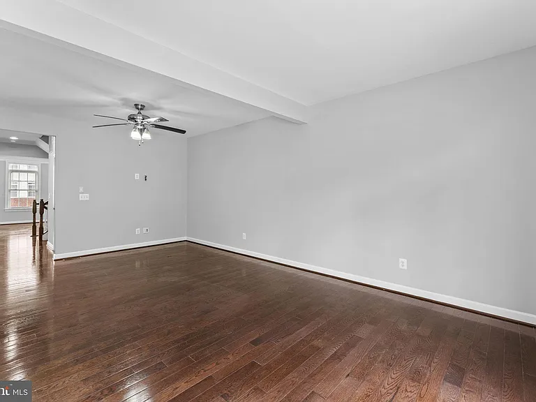 21268 Park Grove Ter — Photo 37