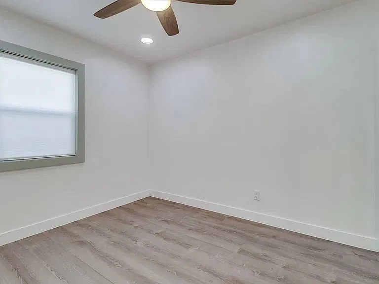 2 bed, 725 sqft, $3,095 — Photo 4
