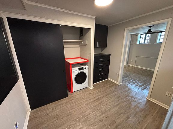 4th image of 621 N Leverett Ave #1-4