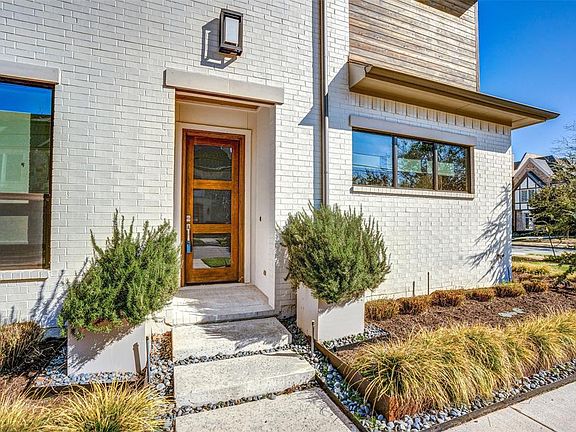 3rd image of 4338 Glenwick Ln