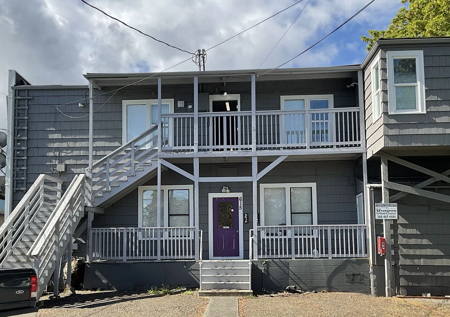 615w8t - Diaz — Photo 2