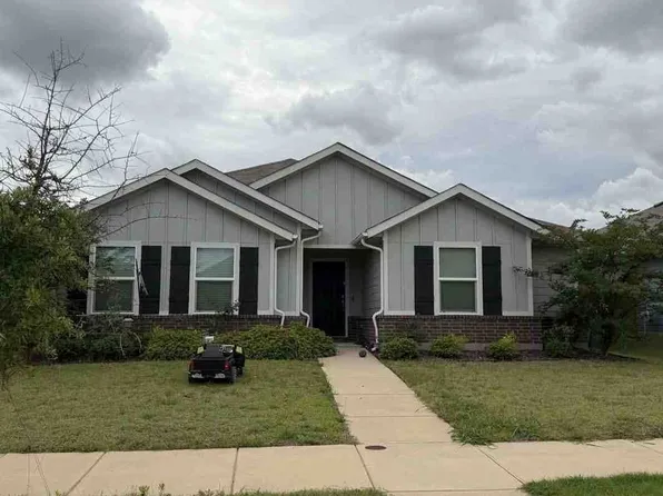 2845 Hudson Dr, Forney, TX 75126