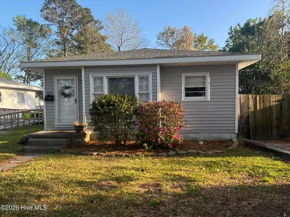 2211 Griffin Avenue, New Bern, NC 28560