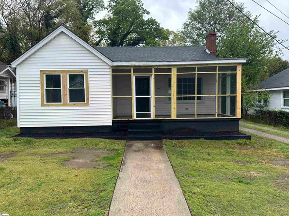 4 Judson Rd, Greenville, SC 29611