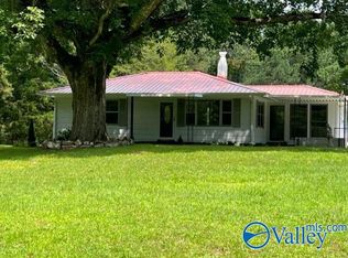 224 Shoal Creek Rd, Hartselle, AL 35640