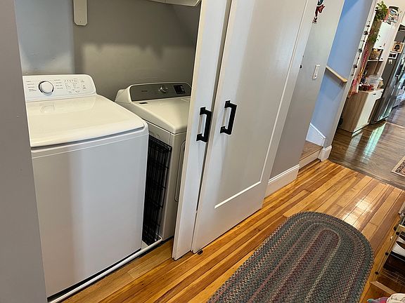 4th image of 135 School St #2