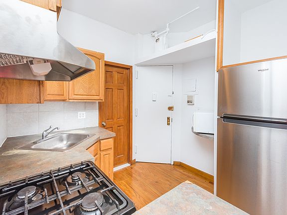 3rd image of 26-18 18th St #3C