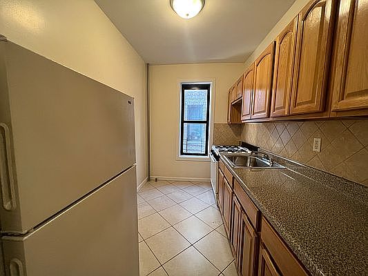 4th image of 3248 30th St APT C3