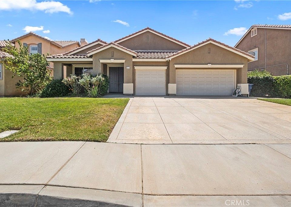1st image of 1814 Amargosa Dr