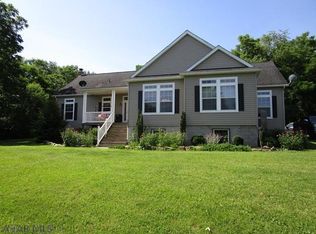 203 E 2nd Ave, Everett, PA 15537