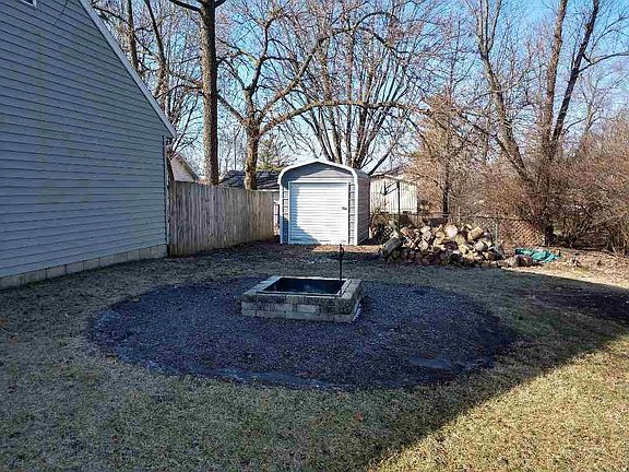 4th image of 1701 N Reserve St