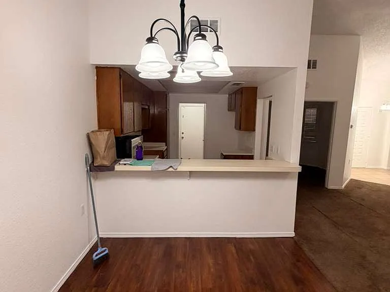 950 Countryside St — Photo 5
