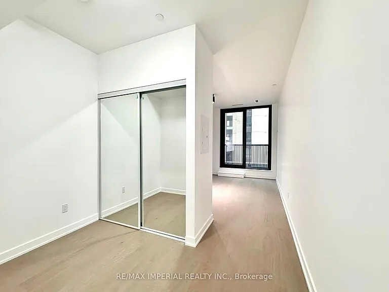 91 Montclair Ave #801 — Photo 6