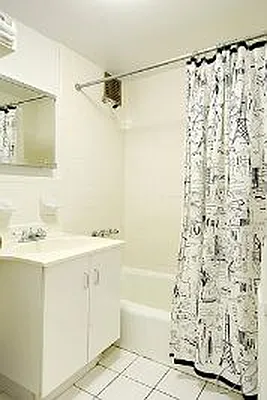 Sold by Bellmarc Realty | media 3