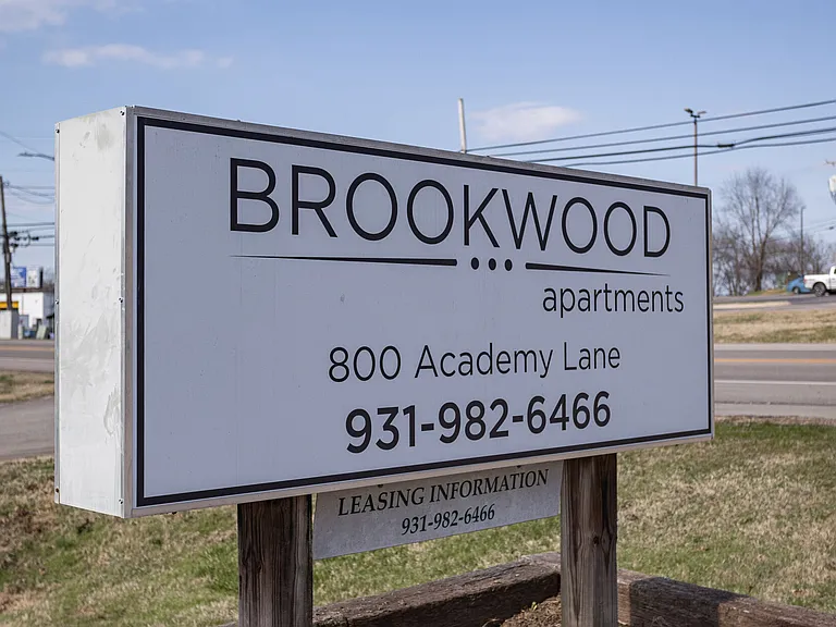 Brookwood Apartments — Photo 29