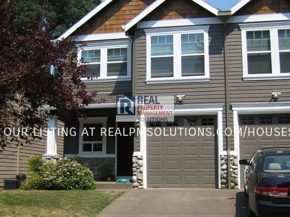 933 SE Clatsop St, Portland, OR 97202