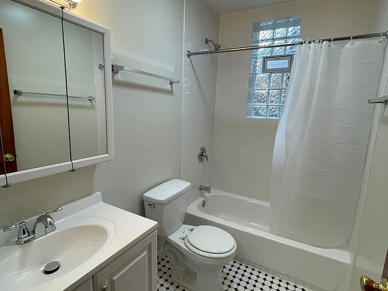 5213-15 S Dorchester Ave — Photo 15