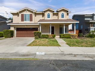 705 Viewtop Ln, Corona, CA 92881