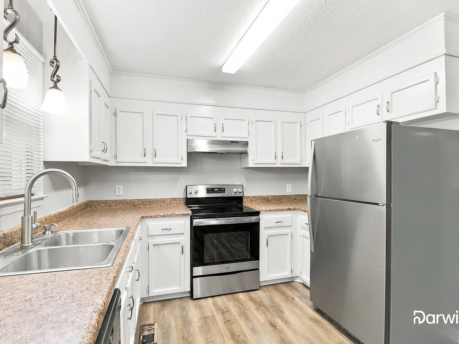 3 bed, 2.0 bath, 1248 sqft, $1,660 — Photo 3
