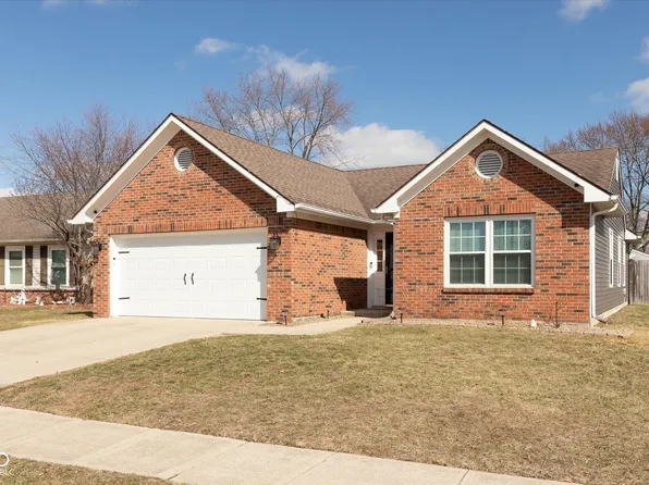 160 Tracy Ridge Blvd, New Whiteland, IN 46184