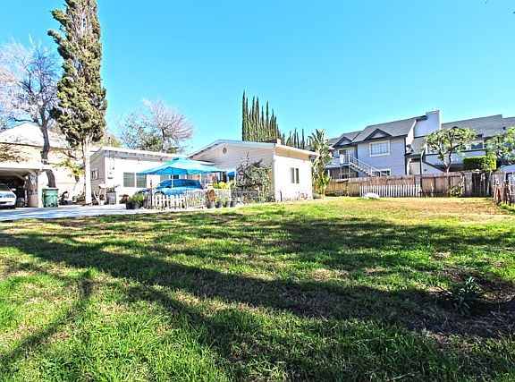 2nd image of 1408 S Alta Vista Ave