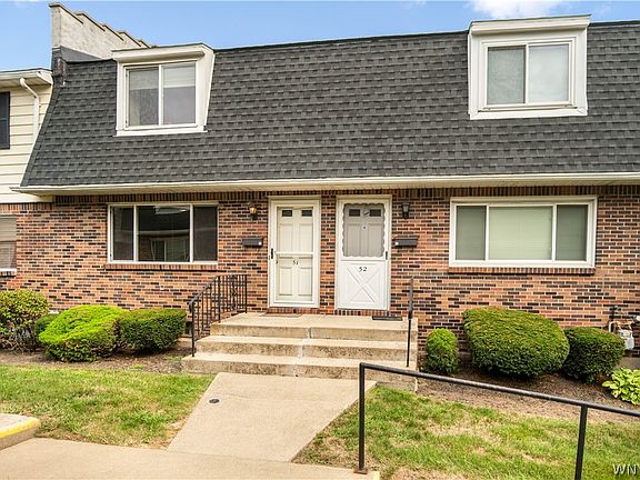 3rd image of 51 Stoneledge Ct