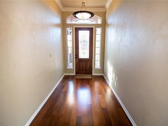 3rd image of 19104 Ventana Ct