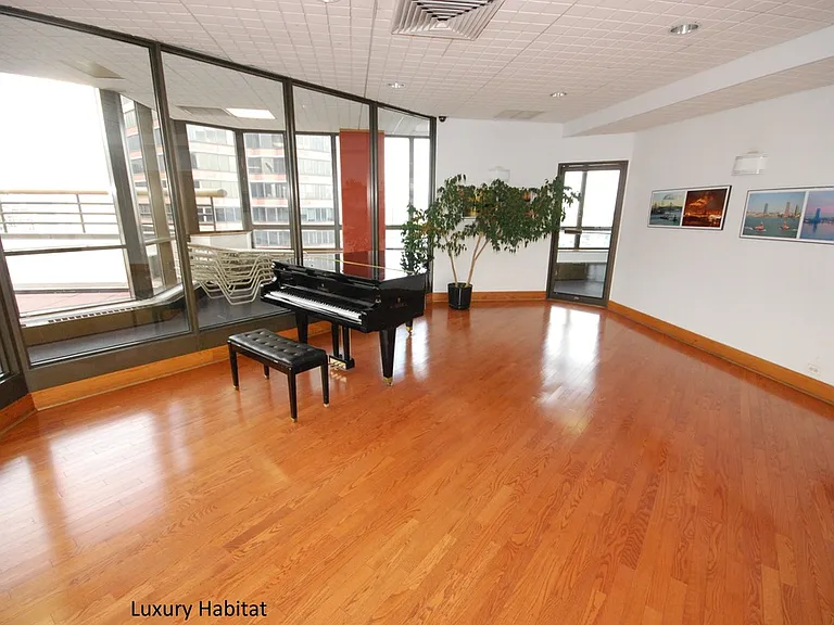 630 1st Ave #10M — Photo 19