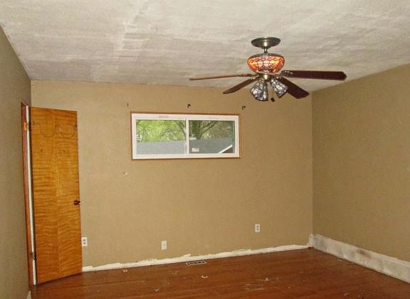 5th image of 324 Driftwood Dr