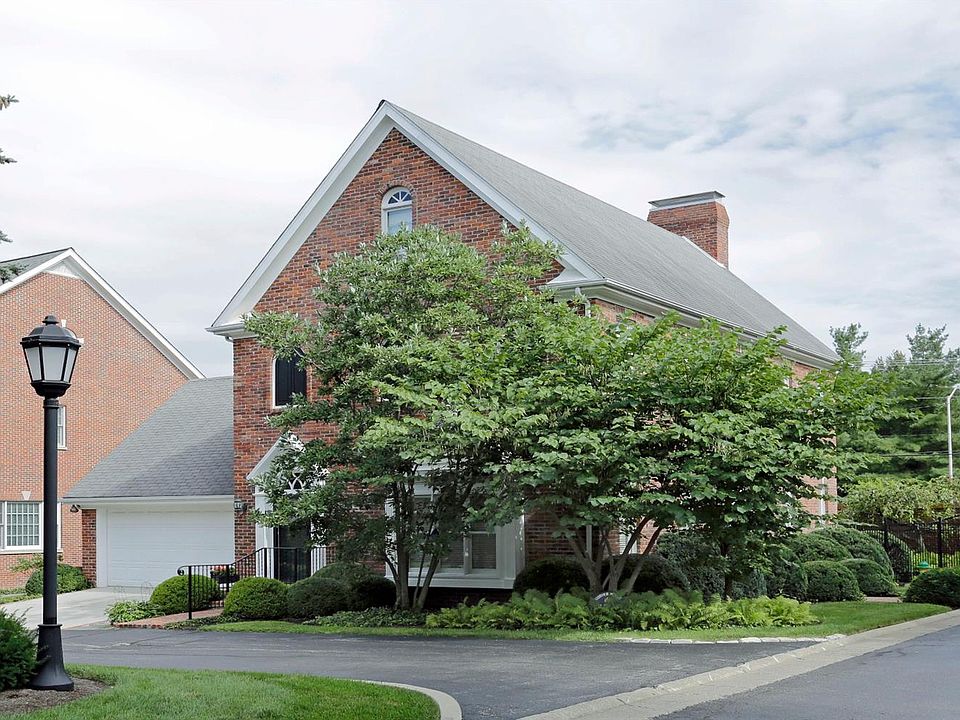 1st image of 2929 Four Pines Dr