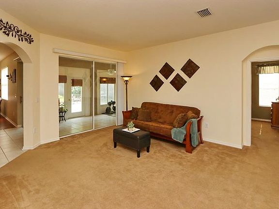 4th image of 2734 Valencia Grove Dr