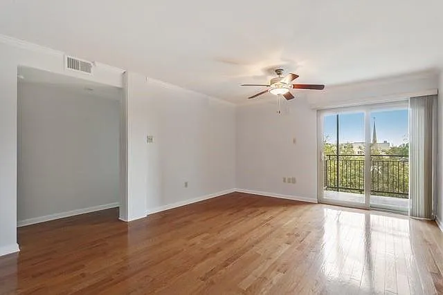 3915 Saint Charles Ave #604 — Photo 5