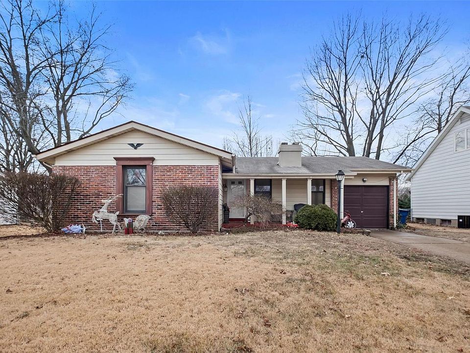1st image of 1441 Sherwood Forest Dr