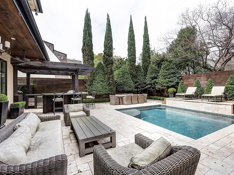 3440 Locke Ln — Photo 21
