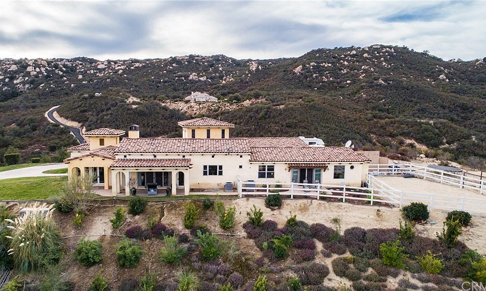 1st image of 41514 Calle Andalucia