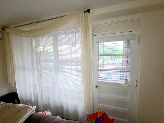 Rented by Metro Garden Realty NYC | media 51