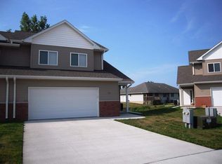 306 Sage Ct, West Liberty, IA 52776