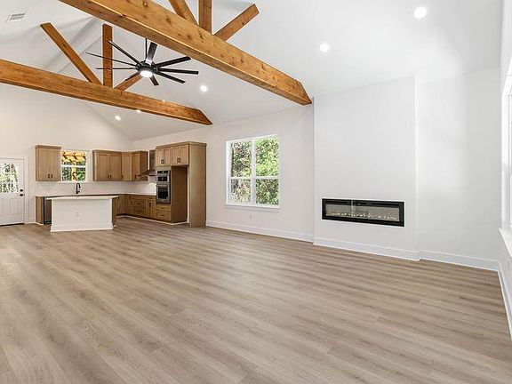 3rd image of 120 Anahulu Ln