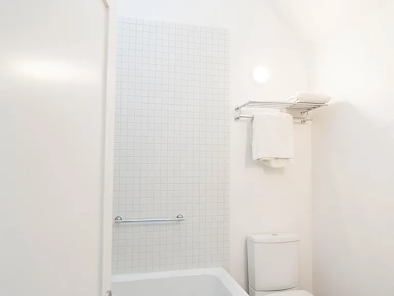 6002 Barton Ave — Photo 11