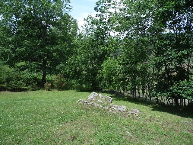 1st image of 301 Chesley Ln