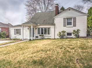 514 Luther Rd, Harrisburg, PA 17111