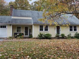 5 Laurel Ln, Barkhamsted, CT 06063