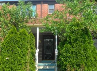 929 Foxwood Ln, Essex, MD 21221