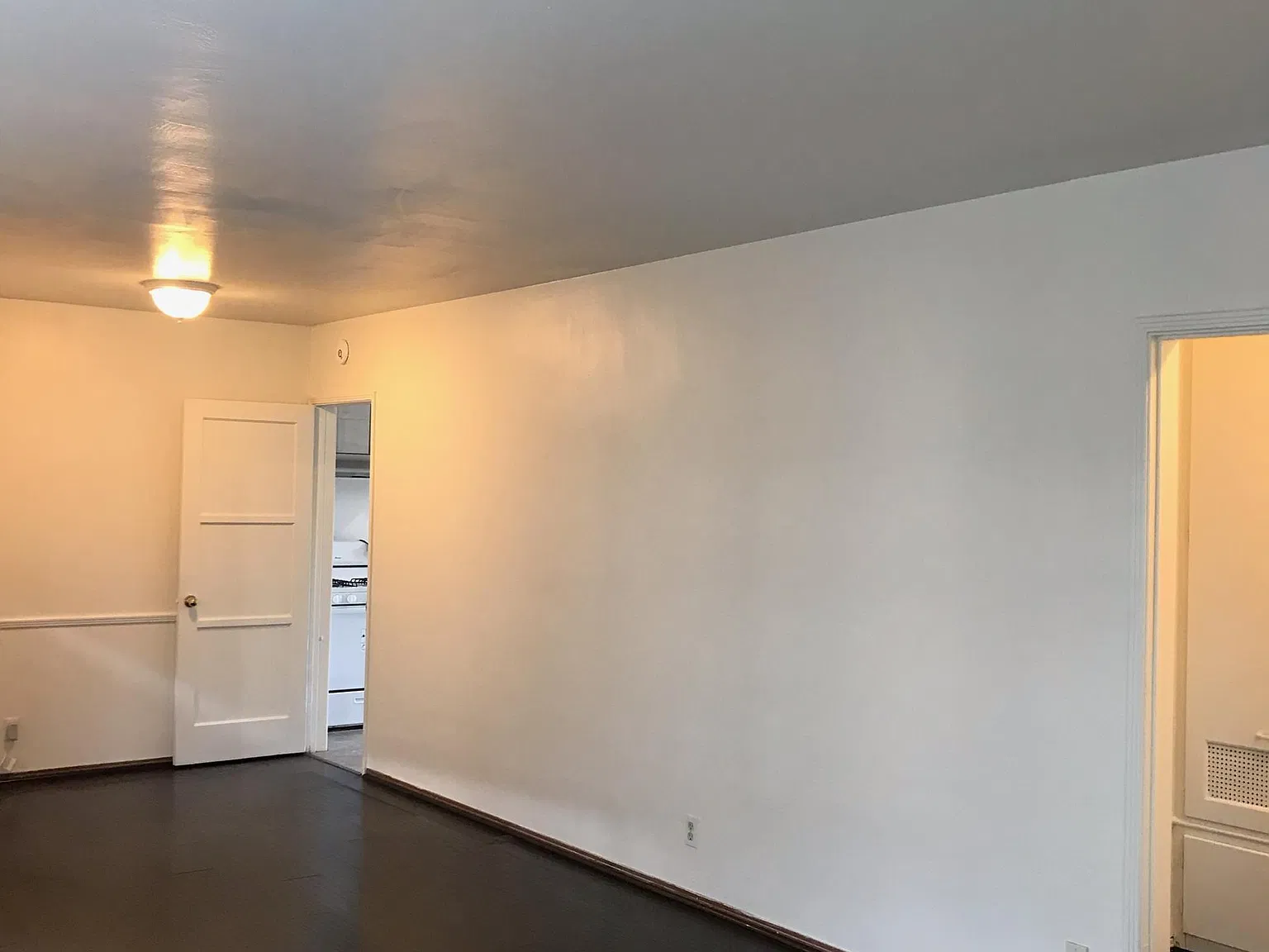 2 bed, 1050 sqft, $2,495 — Photo 3