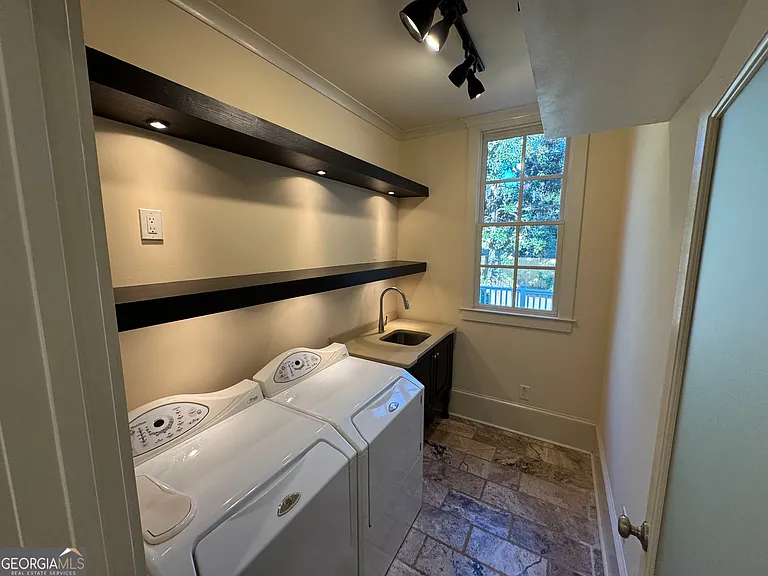 1092 McLynn Ave NE — Photo 28