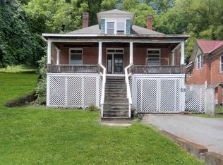 713 Virginia Ave, Bluefield, VA 24605