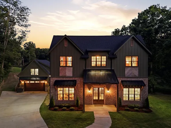 3061 Baggett Trl, Signal Mountain, TN 37377